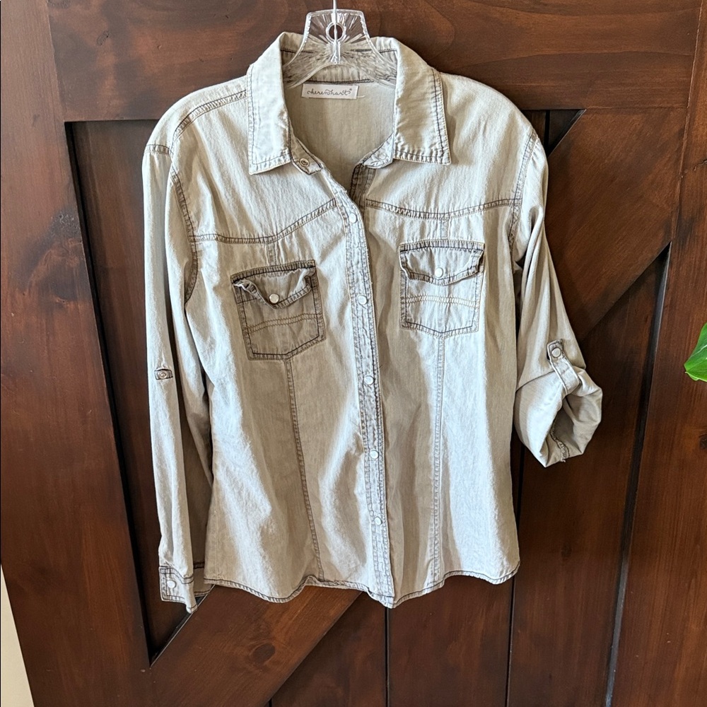 KEREN hart Women’s Light Gray Button Down Shirt 100% Cotton